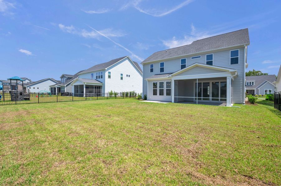 Representative exterior details of a home built from the The Whitley by RobuckHomes in Windwater, Hampstead (Image 53).
