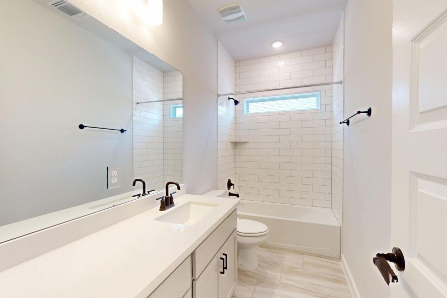 Image 32 of a home in Cascades at Onion Creek.