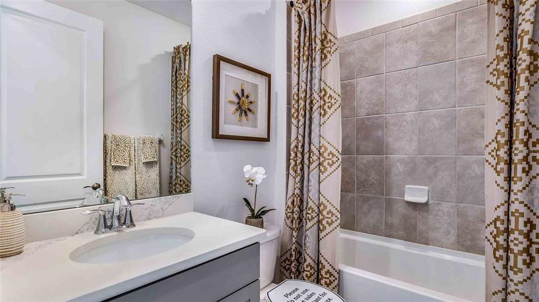 Furnished interior view inside a new home in Star Farms at Lakewood Ranch, Lakewood Ranch (Image 18).