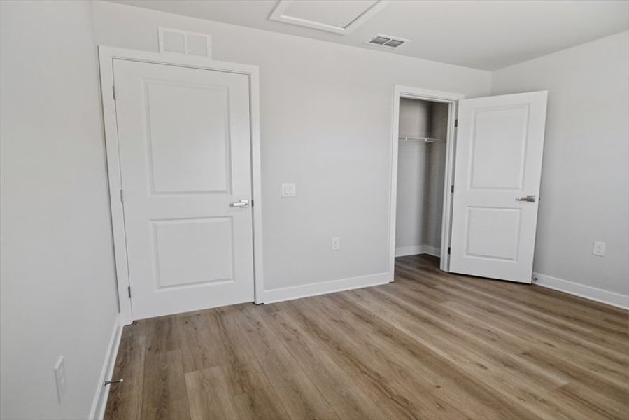 Spacious, unfurnished interior of a new home in Wren Woods Ranches, Gray Court (Image 12). Spacious, unfurnished interior of a new home in Wren Woods Ranches, Gray Court (Image 12).