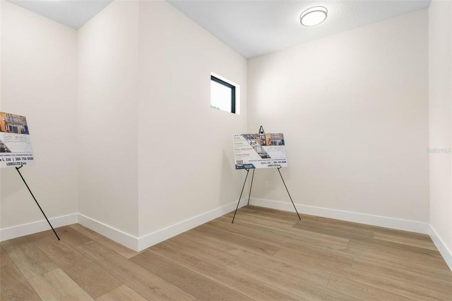 Image 77 of a home in .