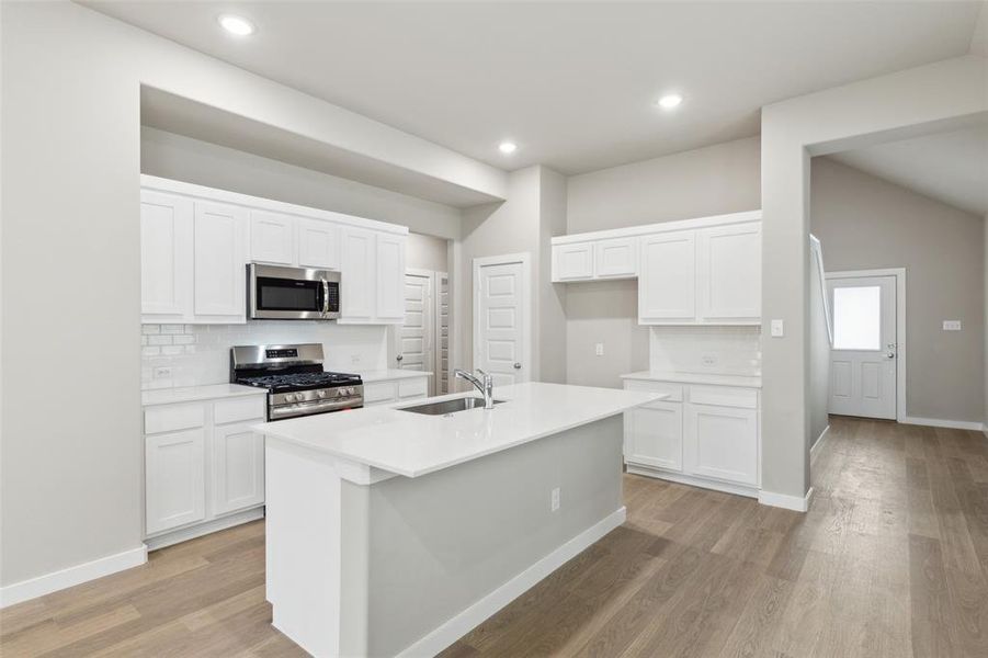 Furnished interior view inside a new home in Eastridge, McKinney (Image 16). Furnished interior view inside a new home in Eastridge, McKinney (Image 16).