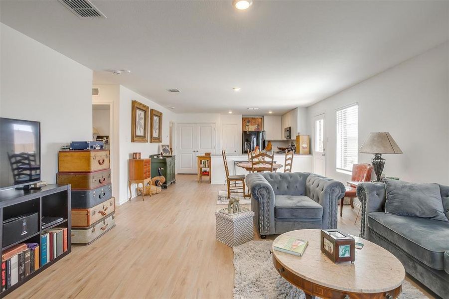 Furnished interior view inside a new home in , Fort Worth (Image 15).