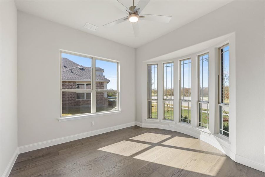 Spacious, unfurnished interior of a new home in Sable Creek, Sanger (Image 18). Spacious, unfurnished interior of a new home in Sable Creek, Sanger (Image 18).
