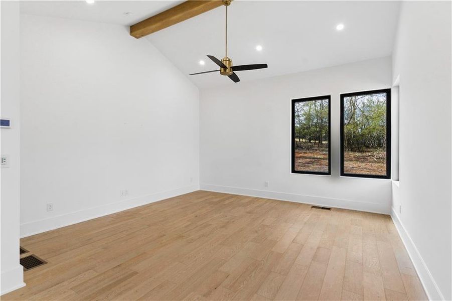 Spacious, unfurnished interior of a new home in , Roswell (Image 43).