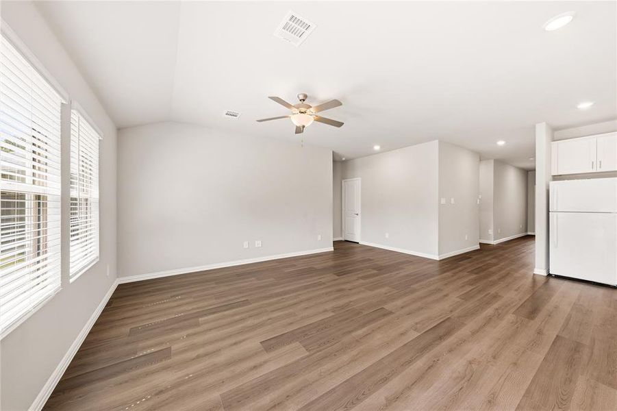 Spacious, unfurnished interior of a new home in Lakehaven - Signature Series, Farmersville (Image 16). Spacious, unfurnished interior of a new home in Lakehaven - Signature Series, Farmersville (Image 16).