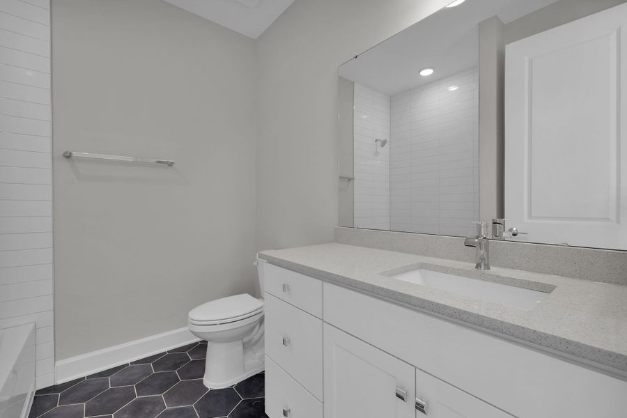 Representative furnished interior of a home built from the The Salt by Providence Homes (Florida) in Seabrook Village at Seabrook, Nocatee (Image 8).