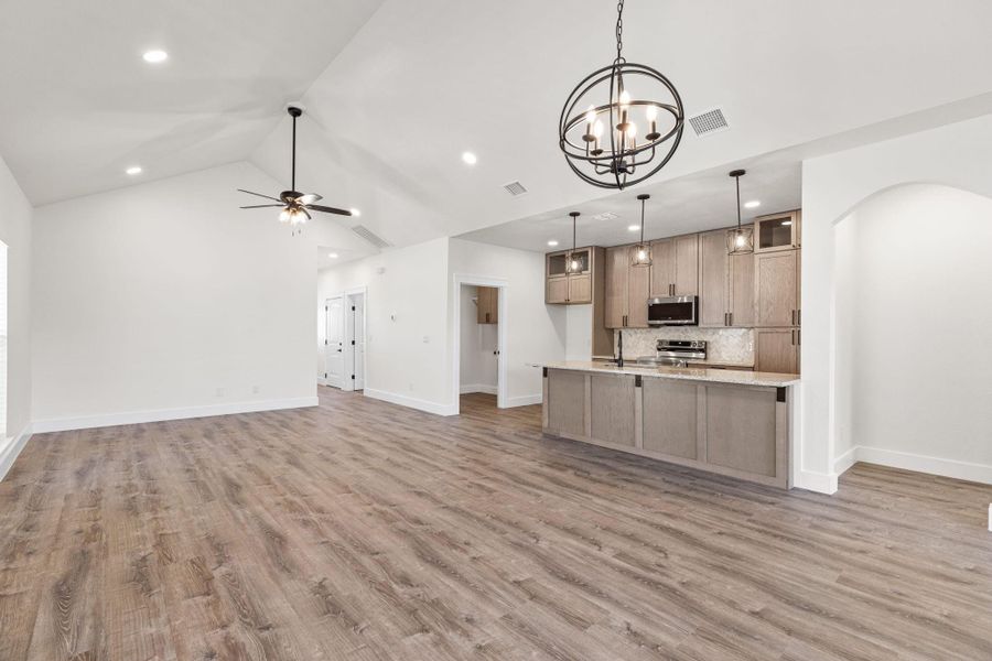 Furnished interior view inside a new home in , Kerrville (Image 6).