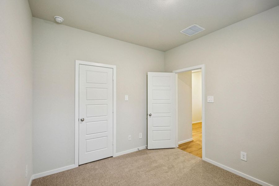 Photo is not of the actual home, but is an inspirational photo of builder’s model home and may depict options, furnishings, and/or decorator features that are not included