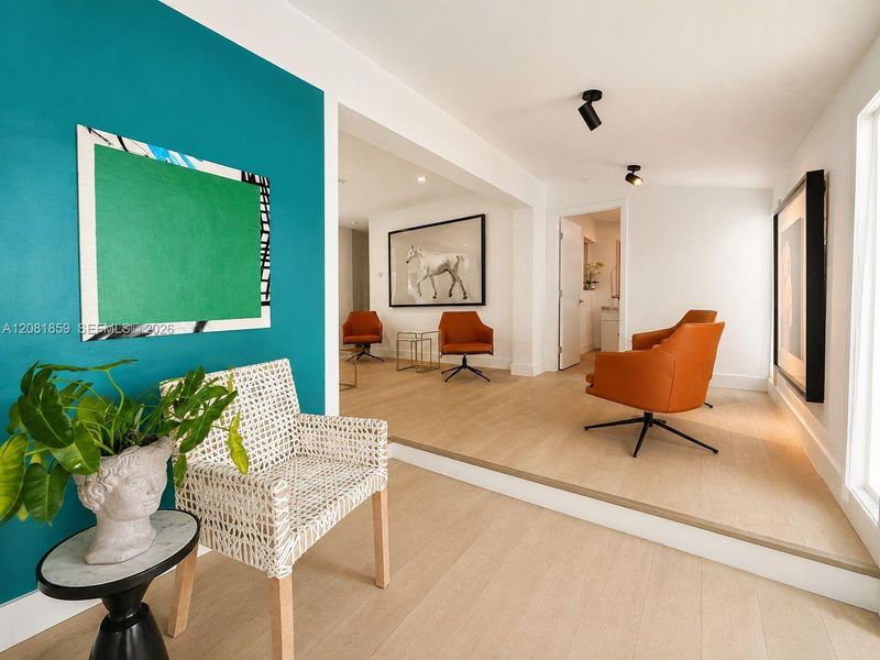 Furnished interior view inside a new home in , Fort Lauderdale (Image 7).