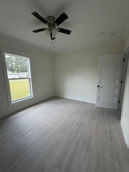 Spacious, unfurnished interior of a new home in , Jesup (Image 13).