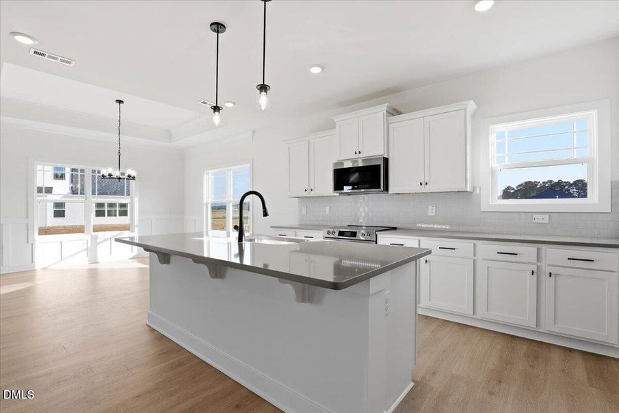 2505 Kitchen Island 2505 Kitchen Island