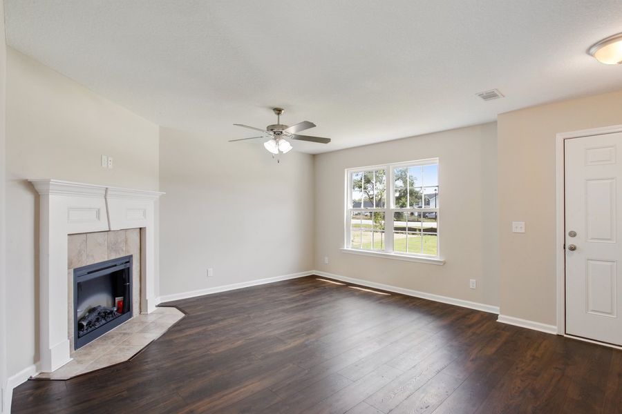 Representative unfurnished interior of a home built from the The Pamona by RTS Homes in Grand Reserve, Hinesville (Image 22).
