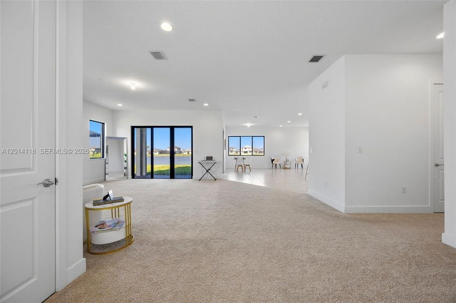 Spacious, unfurnished interior of a new home in , Immokalee (Image 28). Spacious, unfurnished interior of a new home in , Immokalee (Image 28).