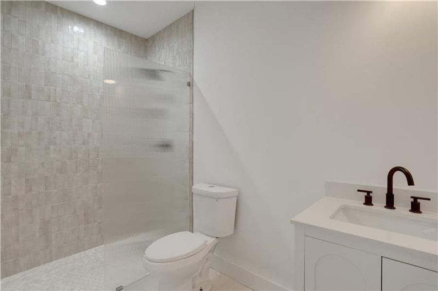 Furnished interior view inside a new home in , Scottdale (Image 21).