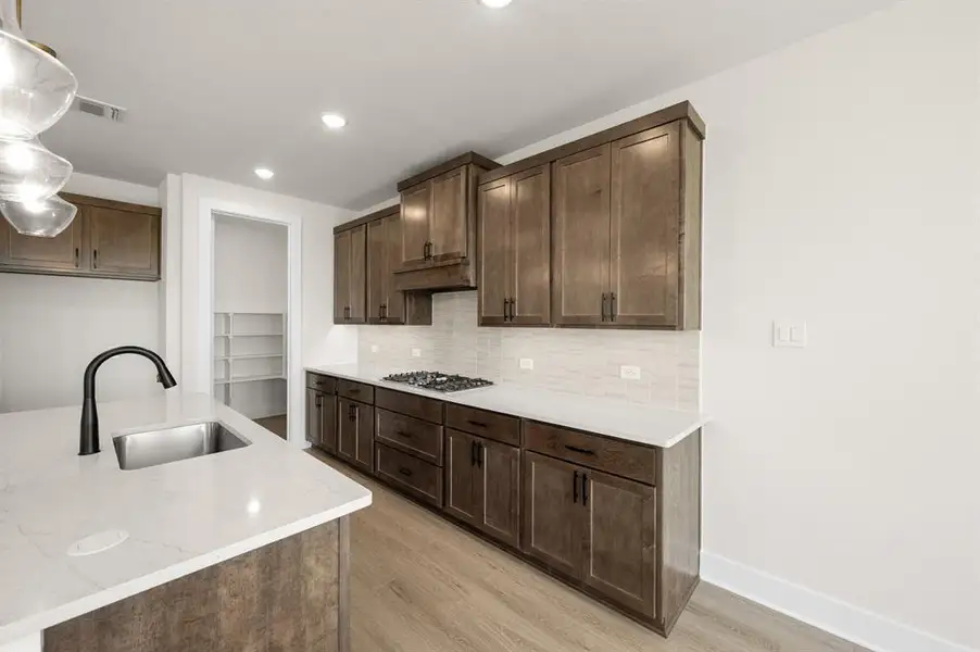 1550 Ginger- Kitchen-4 1550 Ginger- Kitchen-4