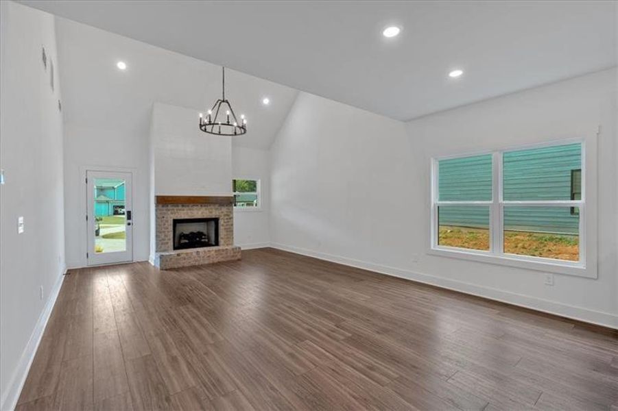 Spacious, unfurnished interior of a new home in Ferguson Corners, Emerson (Image 25).