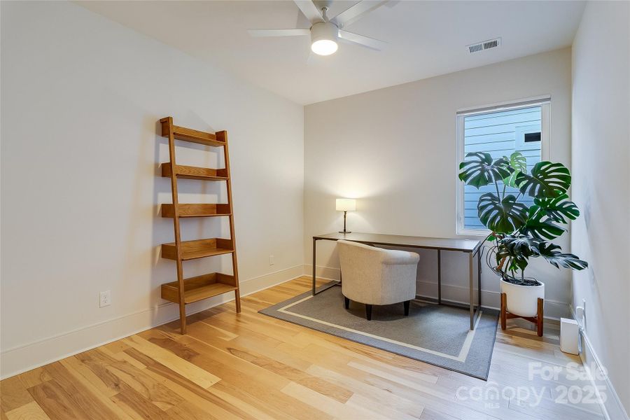 Spacious, unfurnished interior of a new home in , Charlotte (Image 19).