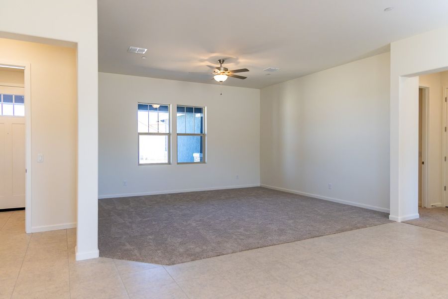Spacious, unfurnished interior of a new home in Heritage Pointe, Chino Valley (Image 25). Spacious, unfurnished interior of a new home in Heritage Pointe, Chino Valley (Image 25).