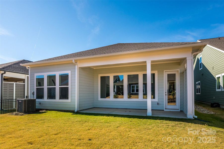 Exterior details and patio area of a home in Encore at Streamside - Classic Series, Waxhaw (Image 3).