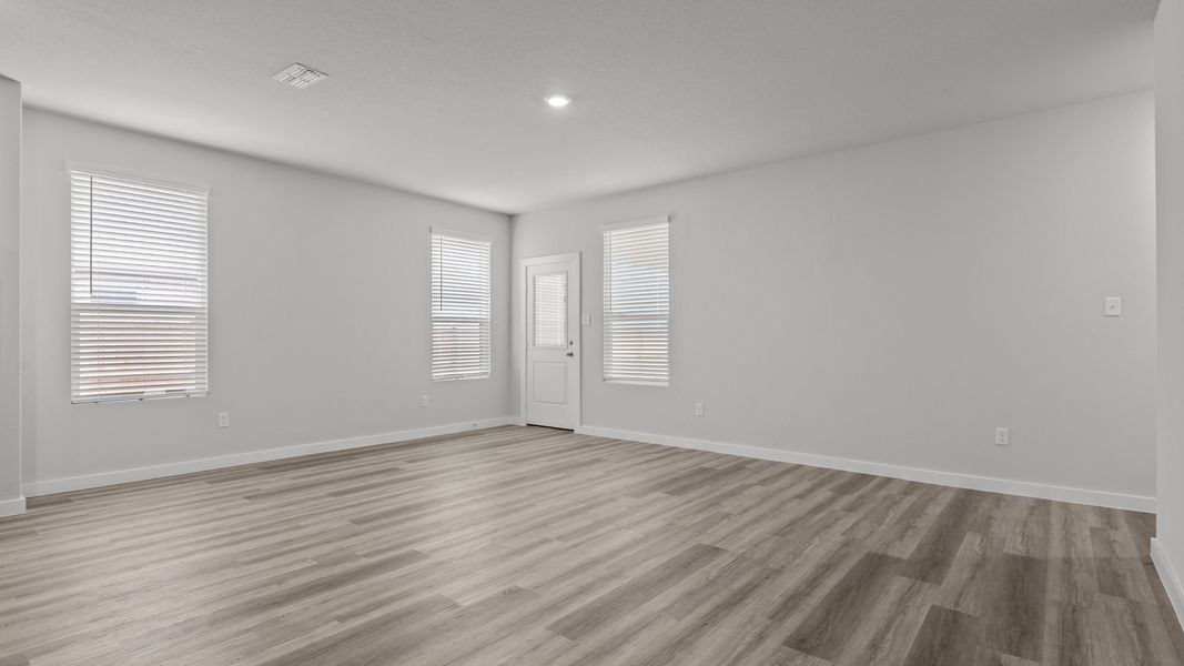 Representative unfurnished interior of a home built from the LAKE FORT by D.R. Horton in Heritage Parks, Abilene (Image 16).