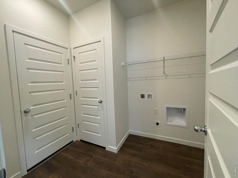 Spacious, unfurnished interior of a new home in Granary, Johnstown (Image 21).