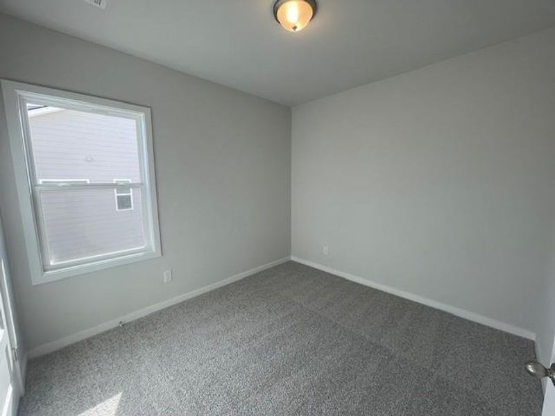 Spacious, unfurnished interior of a new home in Ponderosa Farms Estates, Gainesville (Image 21).