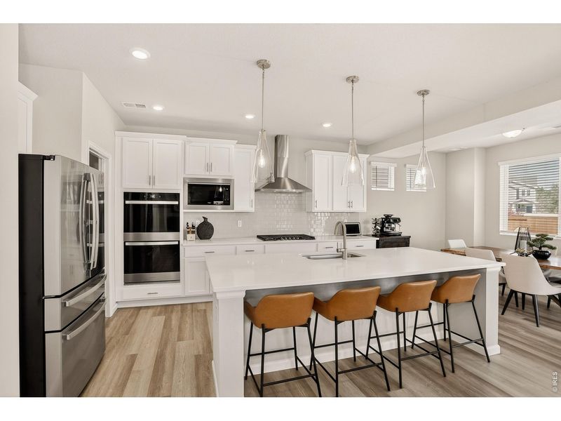Furnished interior view inside a new home in Mountain Brook, Longmont (Image 31).