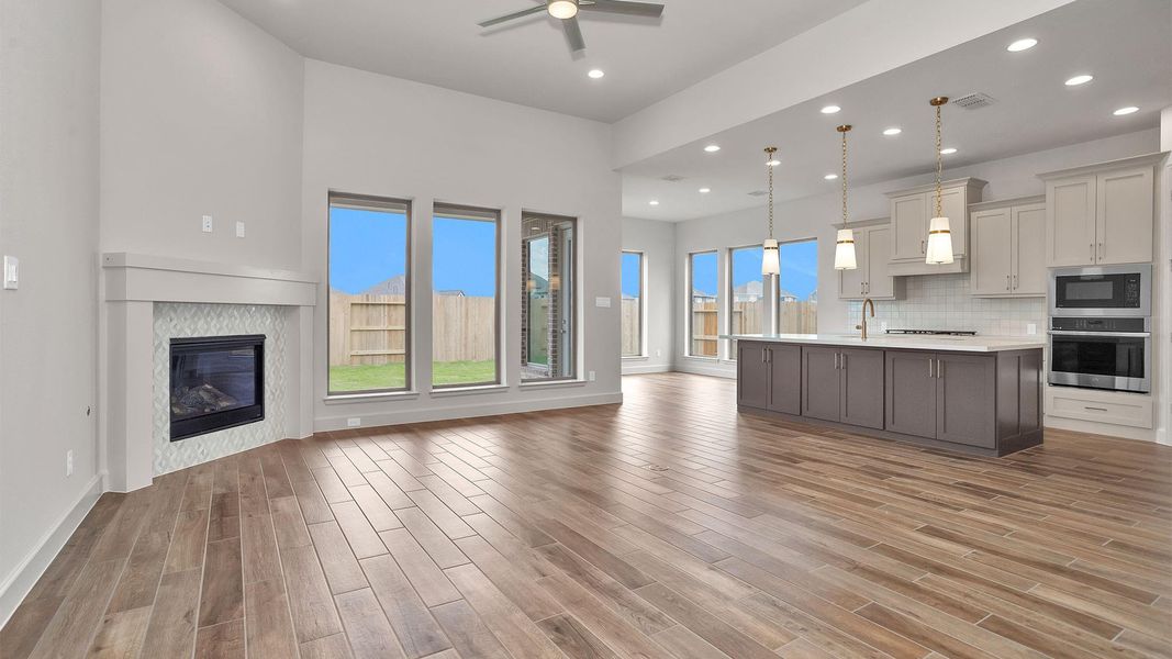 Spacious, unfurnished interior of a new home in Valencia, Manvel (Image 10).