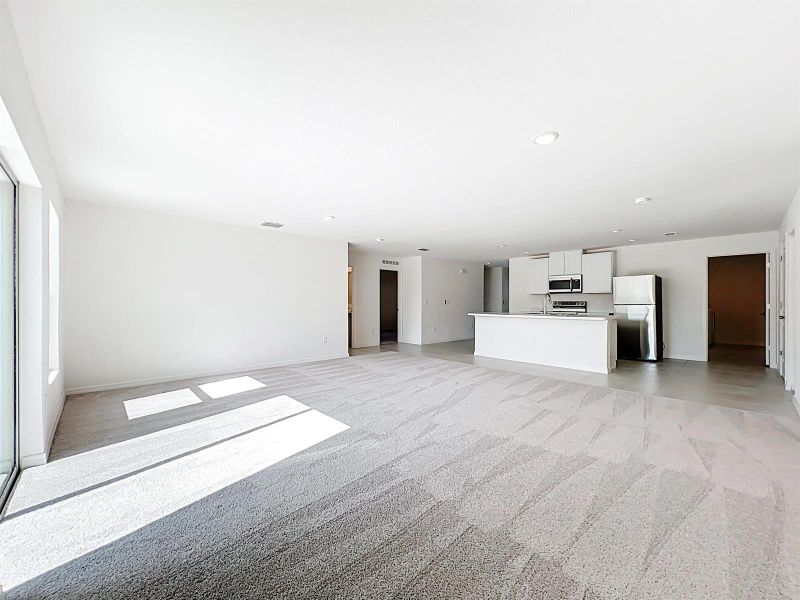 1390 Schumann Drive-41