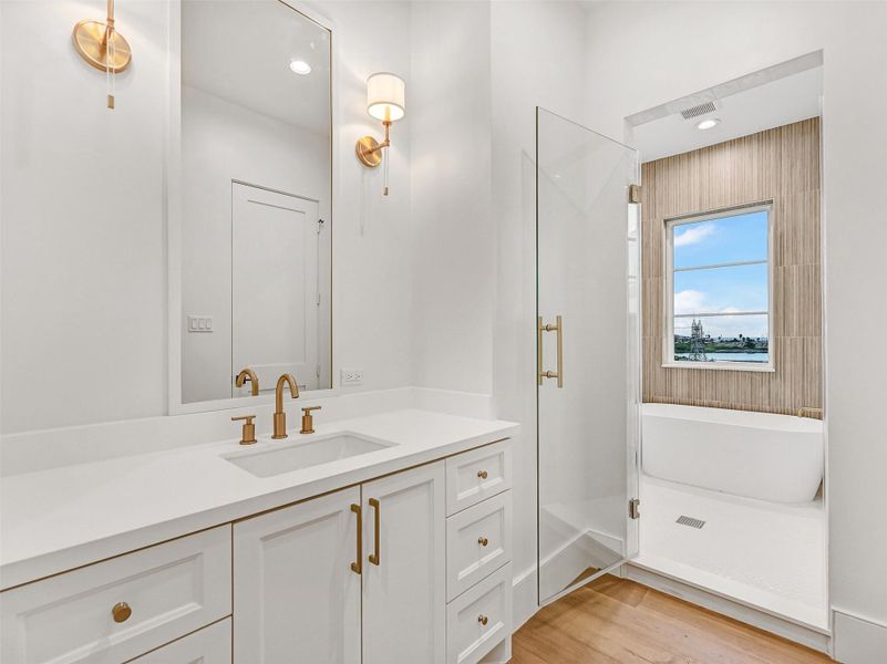 Furnished interior view inside a new home in , Galveston (Image 16).