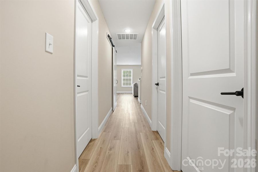 Spacious, unfurnished interior of a new home in , Granite Falls (Image 17).