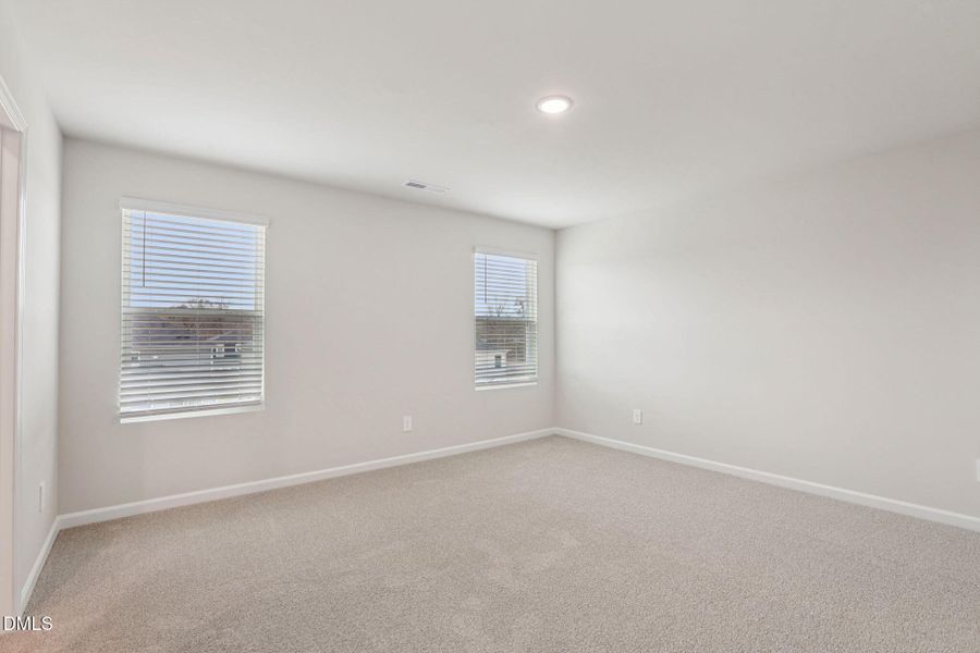 23-web-or-mls-Raleigh - Oak Manor - 641