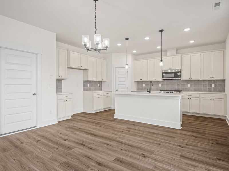 Image 47 of a home in Woods Crossing.