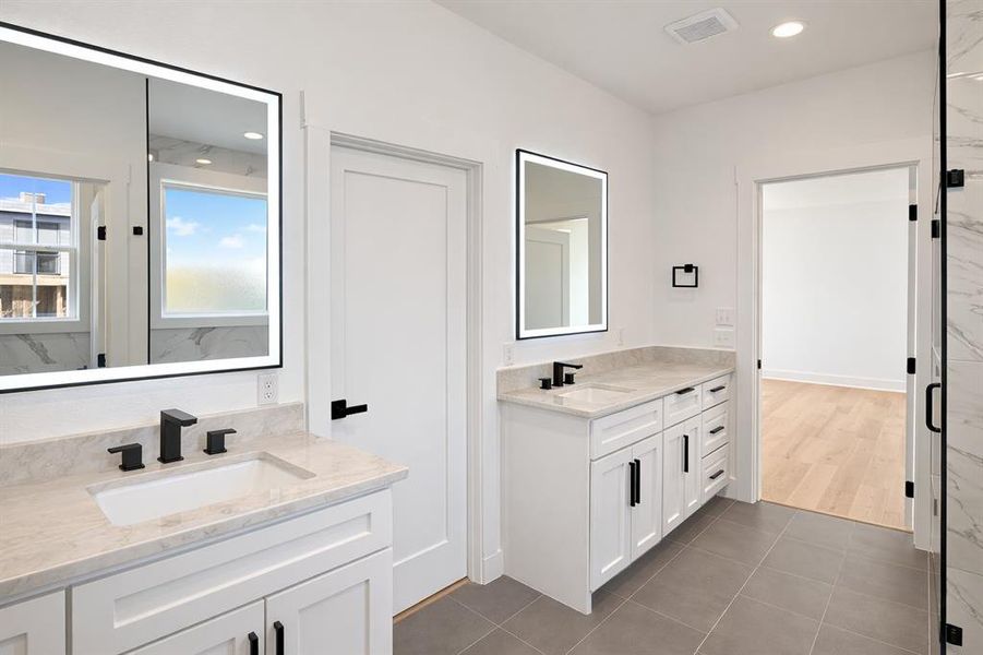 Furnished interior view inside a new home in , Pottsboro (Image 10).