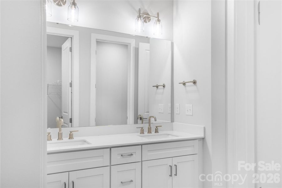 Image 29 of a home in .