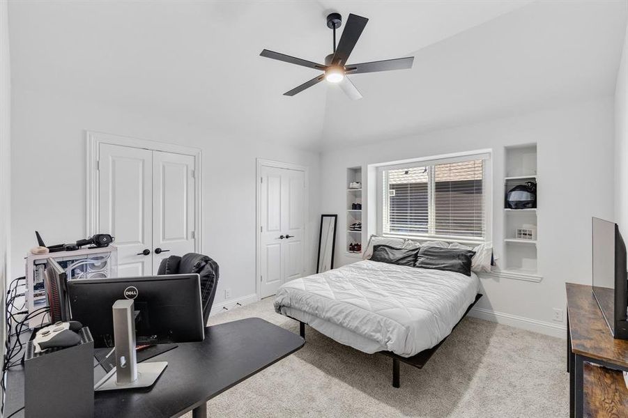 Furnished interior view inside a new home in , Prosper (Image 25).