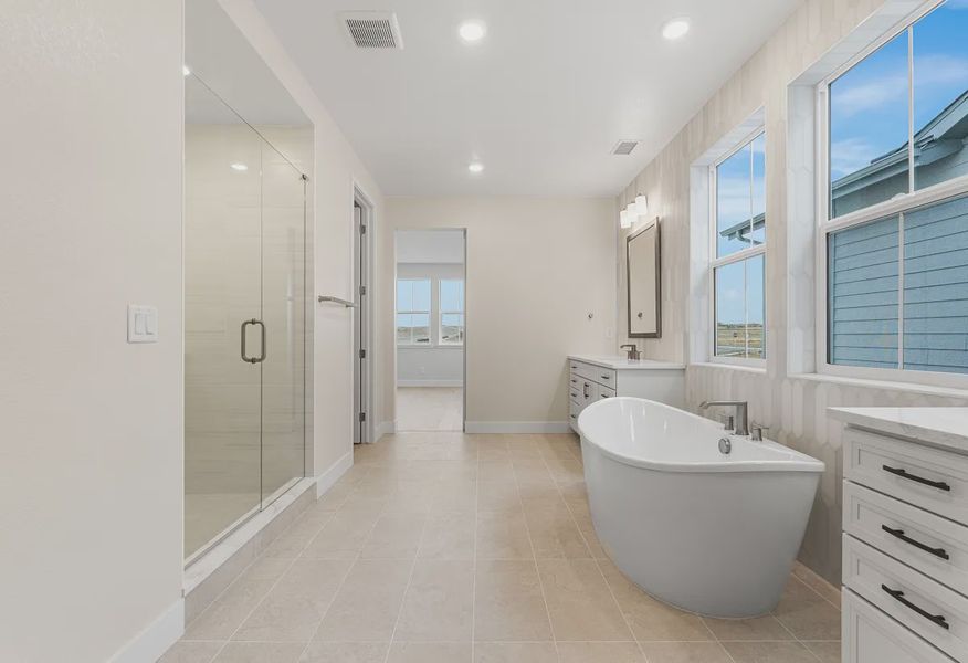 Homesite 3705 Primary Bath - 9 of 13