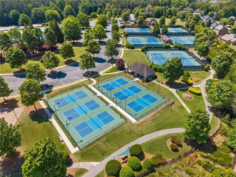 Community amenities in , Dallas (Image 36).
