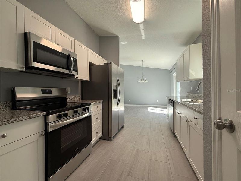 Furnished interior view inside a new home in , Ocklawaha (Image 4).