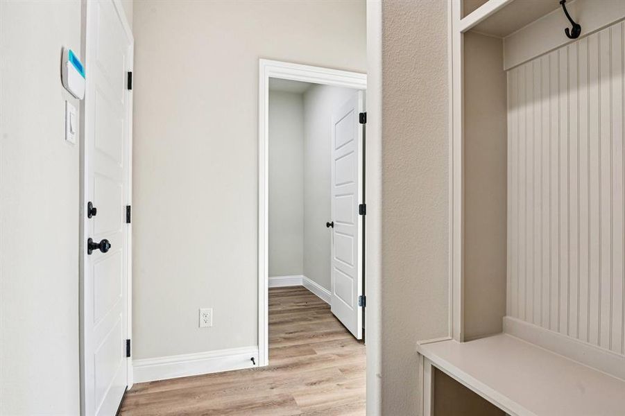 Spacious, unfurnished interior of a new home in , Alvarado (Image 36).