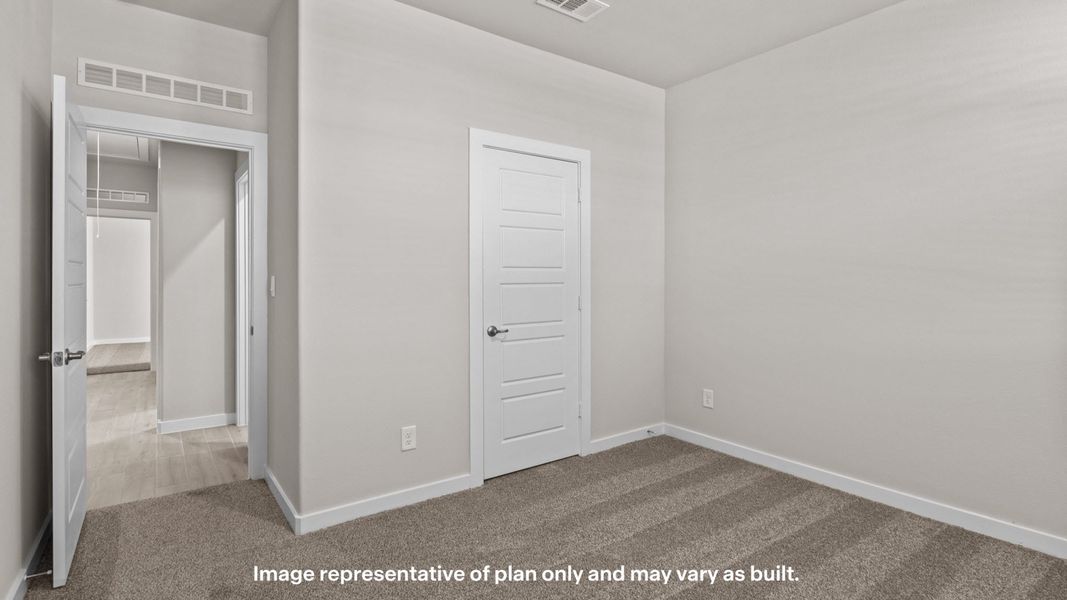 Representative unfurnished interior of a home built from the Portales by D.R. Horton in Homestead at Parks Bell Ranch, Odessa (Image 16).