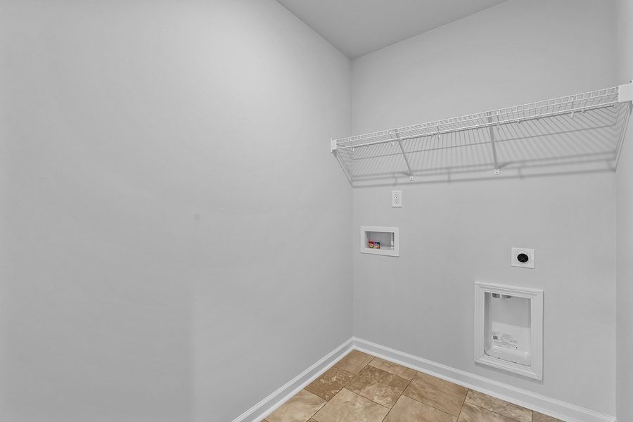 Spacious, unfurnished interior of a new home in Bell West, Kernersville (Image 31).