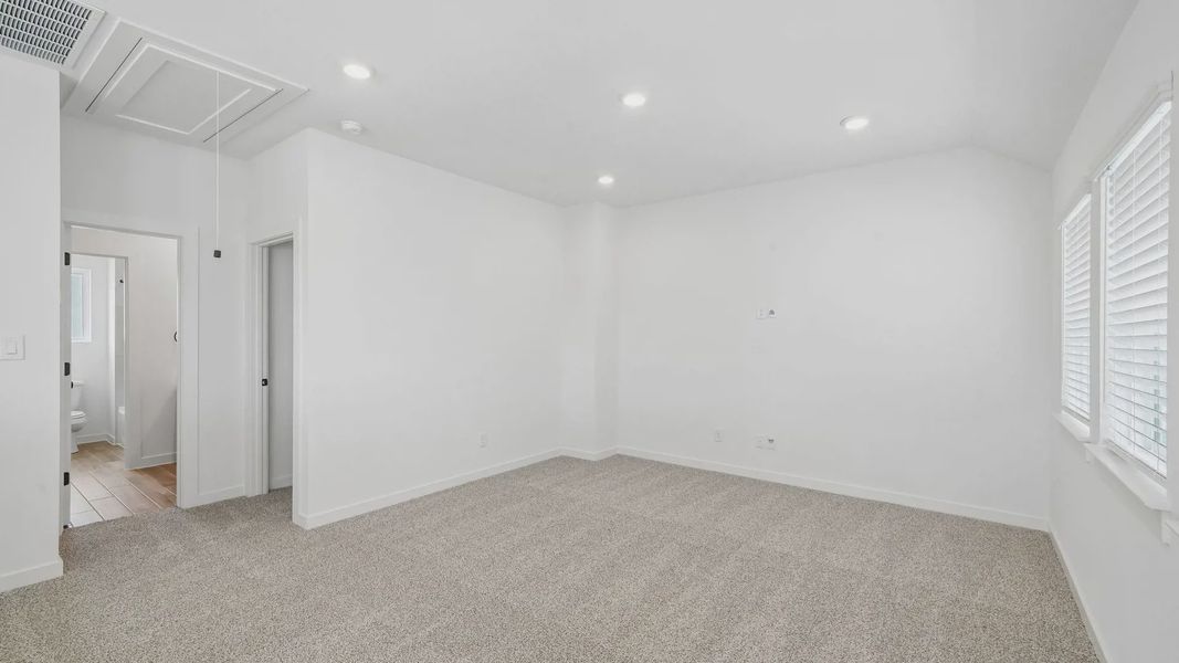 Representative unfurnished interior of a home built from the Sage by Chesmar Homes in Legacy at Lake Dunlap, New Braunfels (Image 18). Representative unfurnished interior of a home built from the Sage by Chesmar Homes in Legacy at Lake Dunlap, New Braunfels (Image 18).
