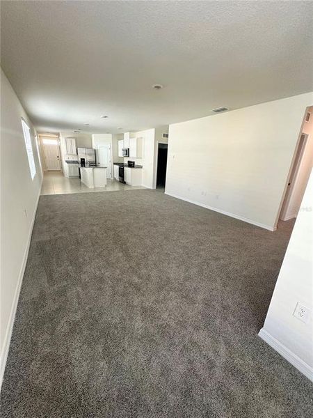 Spacious, unfurnished interior of a new home in , Kissimmee (Image 14).