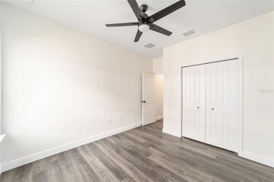 Spacious, unfurnished interior of a new home in Grand Oaks, Gainesville (Image 41). Spacious, unfurnished interior of a new home in Grand Oaks, Gainesville (Image 41).