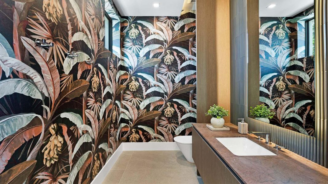 Image 39 of a home in .