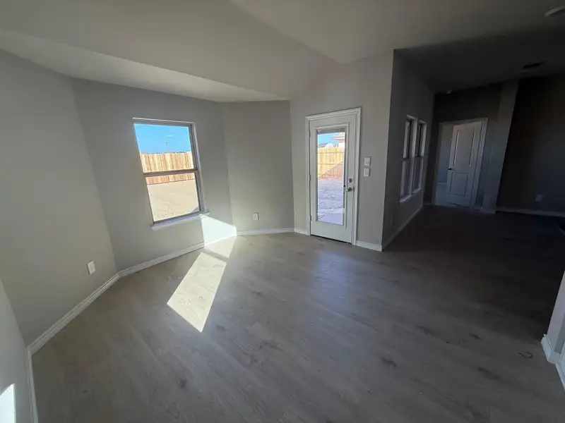 Spacious, unfurnished interior of a new home in Southern Pointe, College Station (Image 3). Spacious, unfurnished interior of a new home in Southern Pointe, College Station (Image 3).