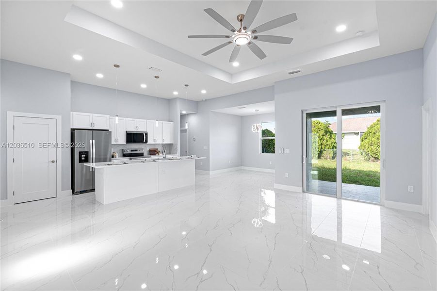 Spacious, unfurnished interior of a new home in , Lehigh Acres (Image 22).