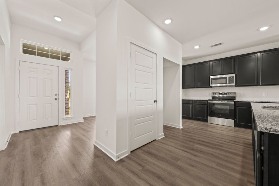 Furnished interior view inside a new home in Eagles Landing, Waco (Image 5).